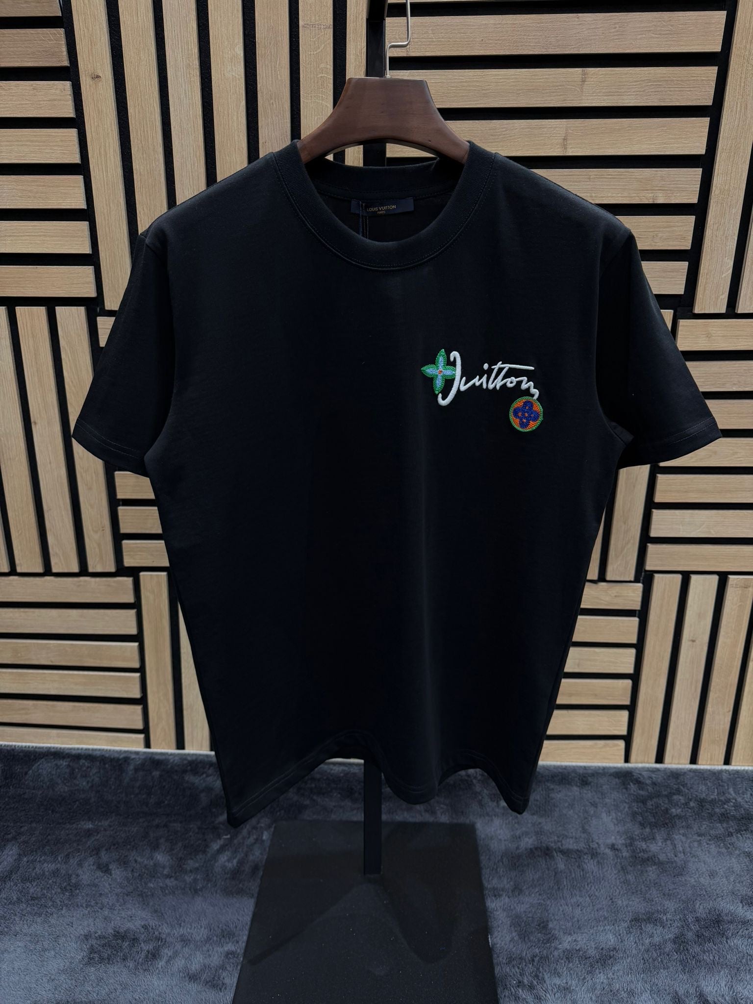 Shirt - LV