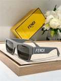 FENDI Roma FE40118 Sunglasses shape Women's